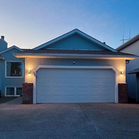 Elegant Garden Suite&2Mins Bus Station Close Lrt& Free Parking YYC Exteriér fotografie